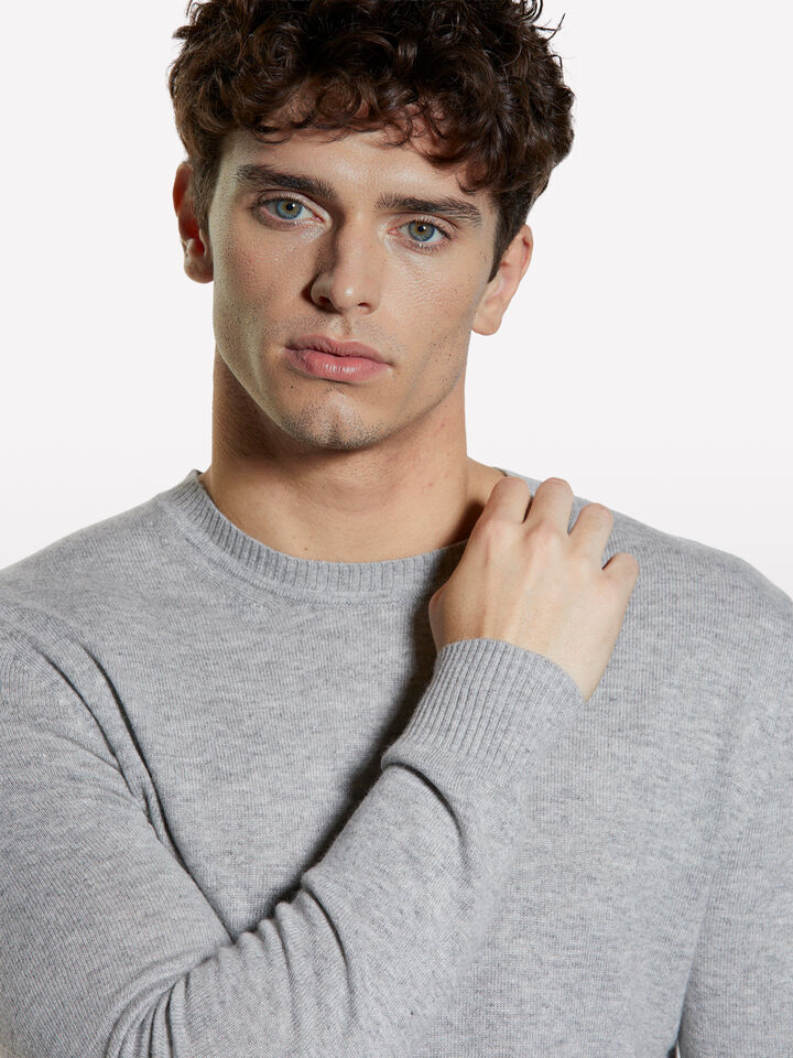 Gray regular fit crew neck sweater - men's crew neck sweaters - Gray | Sisley image number 4
